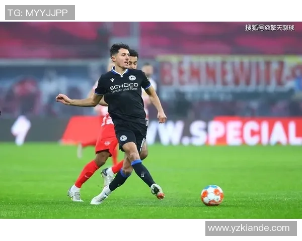 日本新生代足球球星闪耀国际赛场掀起全新竞技热潮